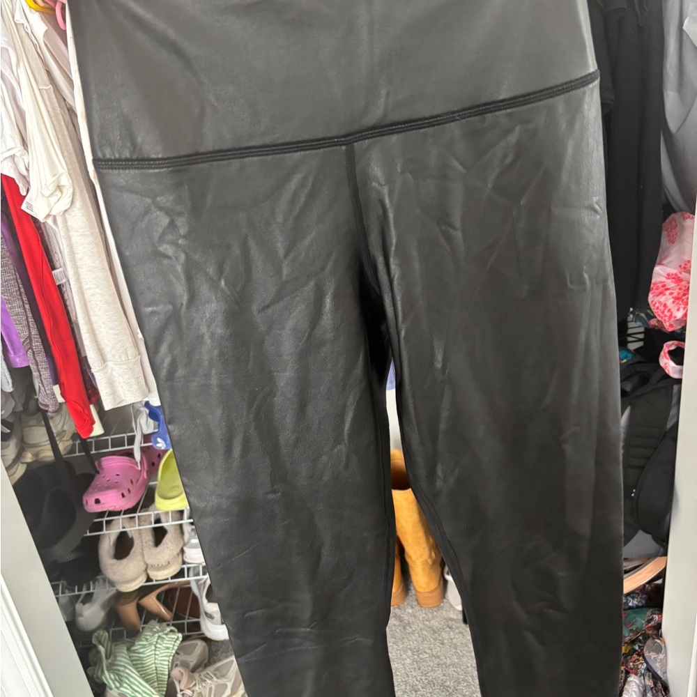 90 Degree By Reflex Shiny Black Leggings
